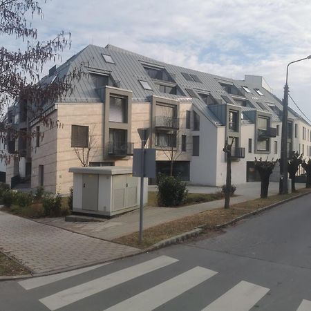 Beli Apartman Melygarazzsal Heviz Exterior foto